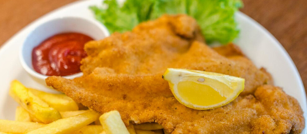 Symbolfoto von der Produktgruppe Schnitzel / Fleischgerichte